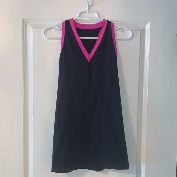 Lululemon tank - Picture 1 of 4